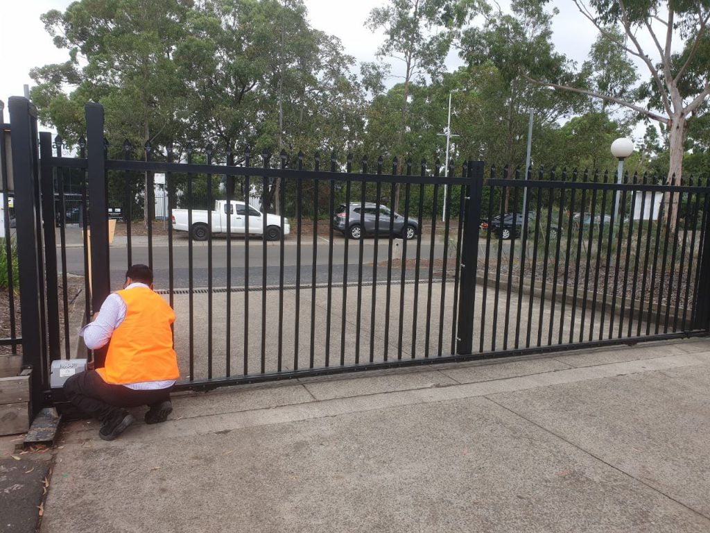 Automatic-Sliding-Gates-Sydney-My-Automatic-Gate-Electric-Motorised-Gate-openers-Sliding-Gate-Opener-Installation-Supply-Repair