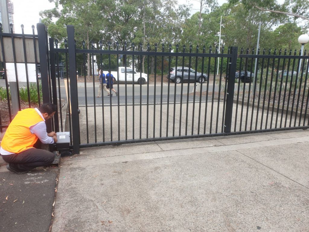 Automatic-Sliding-Gates-Sydney-My-Automatic-Gate-Electric-Motorised-Gate-openers-Sliding-Gate-Opener-Installation-Supply-Repair