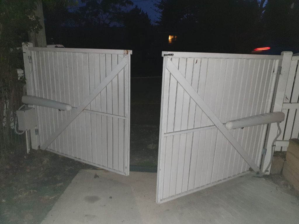 Automatic Swinging Gates Sydney My Automatic Gate Electric Motorised Gate openers Swinging Gate Opener Installation Supply Repair